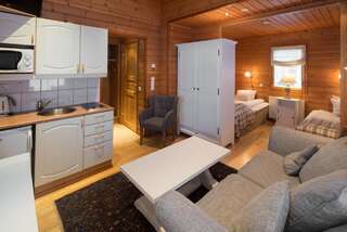 Отель Lapland Hotels Ounasvaara Chalets Рованиеми Улучшенное шале (для 5 человек) с сауной-4